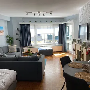 https://studio-direct-aan-het-hoofdstrand-van-oostende-naast-casino.hotelsghent.com